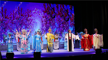 藝術(shù)名家走進(jìn)廣州粵劇藝術(shù)博物館 文藝創(chuàng)作的浸潤(rùn)與共鳴